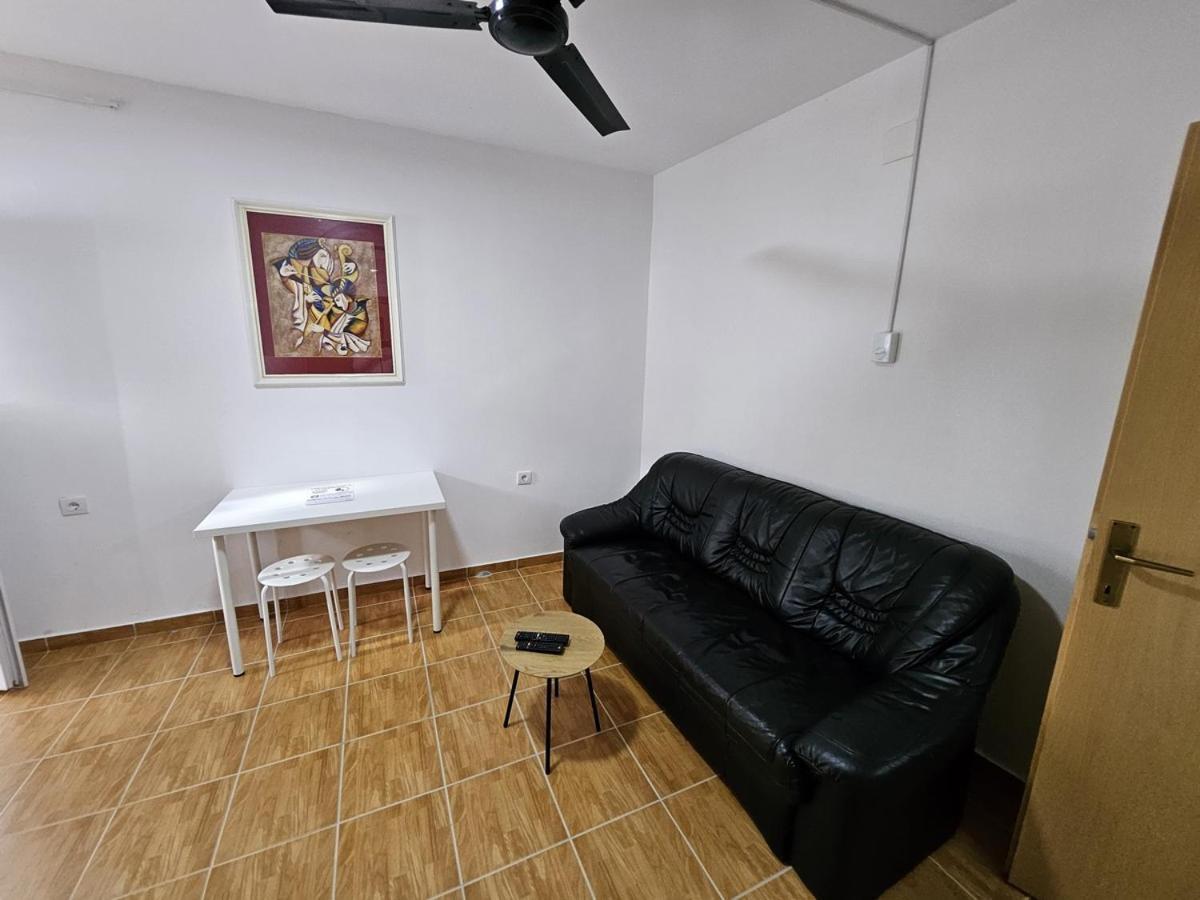 Budget Apartment Lelo Centar 5 Osijek Exterior foto